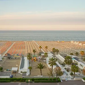 Remin Plaza Hotel