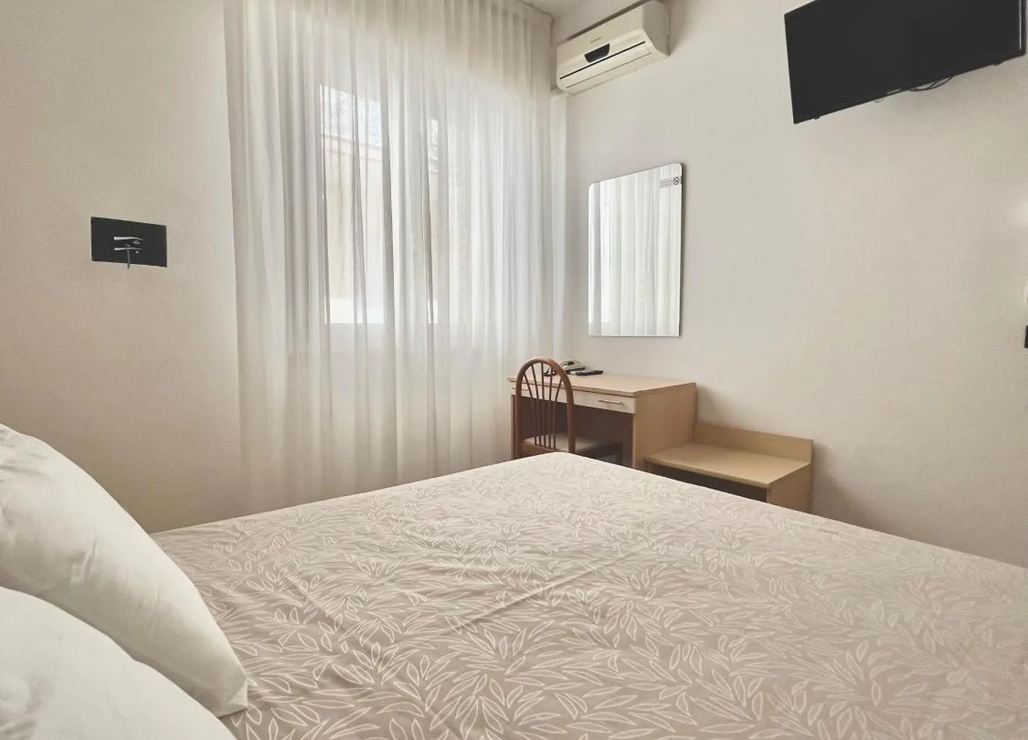 Hotel B&B Ardea Rimini 3*,
